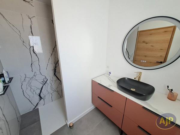 Vente maison Challans : 522 500 € - AJP Immobilier Challans