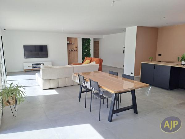 Vente maison Challans : 522 500 € - AJP Immobilier Challans
