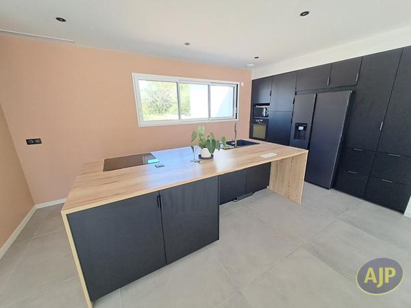 Vente maison Challans : 522 500 € - AJP Immobilier Challans