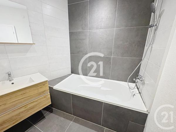 Maison à vendre  6 pièces - 110,29 m2 OUISTREHAM - 14