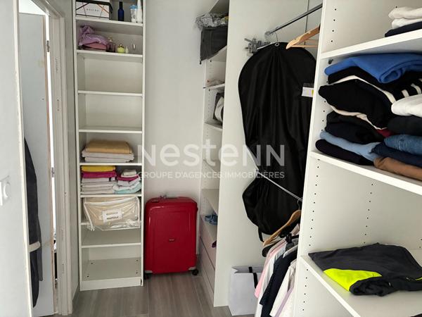 Maison récente de plain-pied avec grand terrain à Briollay