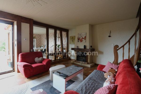 BERTRANGE - MAISON DE 155 M² AVEC 4 CHAMBRES, GARAGE ET JARDIN ! FORT POTENTIEL !