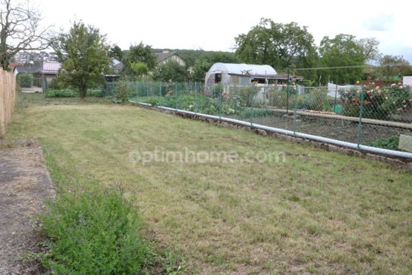 BERTRANGE - MAISON DE 155 M² AVEC 4 CHAMBRES, GARAGE ET JARDIN ! FORT POTENTIEL !