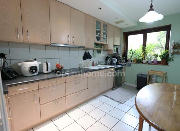 BERTRANGE - MAISON DE 155 M² AVEC 4 CHAMBRES, GARAGE ET JARDIN ! FORT POTENTIEL !