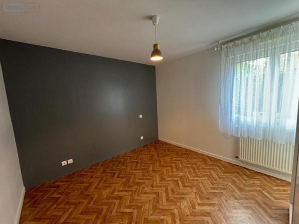 Appartement à louer à Mâcon en Saône-et-Loire (71000), ref : 01065-L358