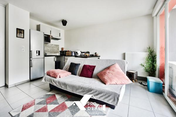 Appartement à vendre, 2 pièces - Pierre-Bénite 69310