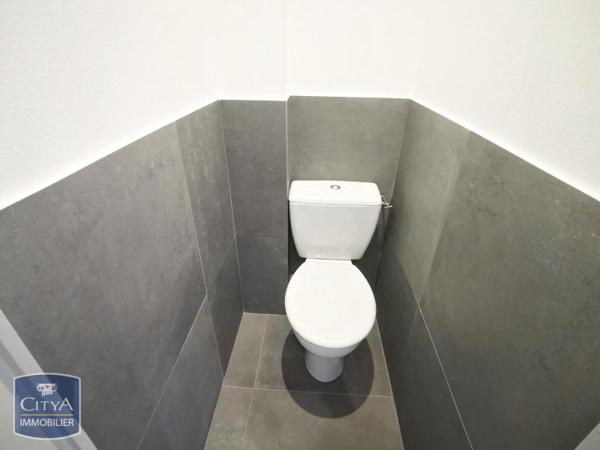 Appartement à louer 4 pièces 68.97m² Saint-Étienne (42000)