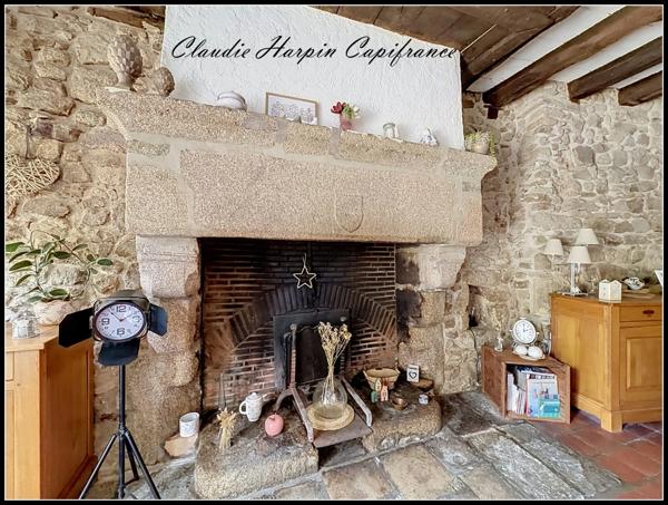 Maison à vendre 10 pièces PARTHENAY (79) - 306 m² - 6 ch - terrain 1496 m² - piscine