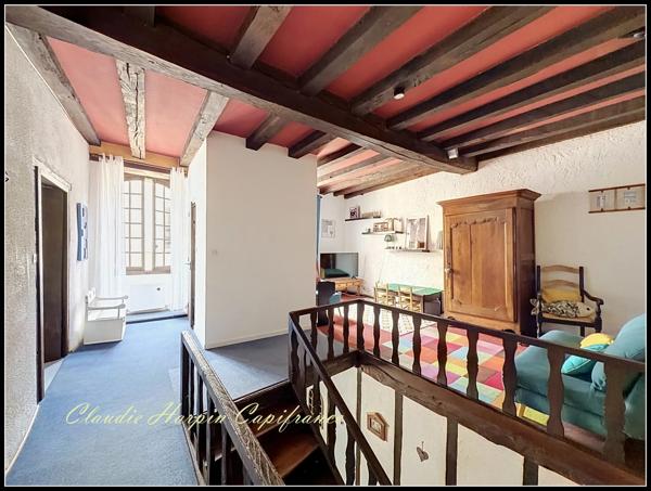 Maison à vendre 10 pièces PARTHENAY (79) - 306 m² - 6 ch - terrain 1496 m² - piscine