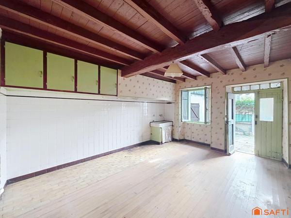 Grande maison de caractère ou deux logements avec dépendances à réinventer selon vos envies