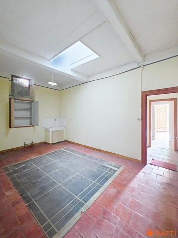 Grande maison de caractère ou deux logements avec dépendances à réinventer selon vos envies