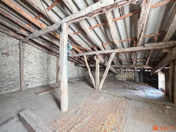 Grande maison de caractère ou deux logements avec dépendances à réinventer selon vos envies