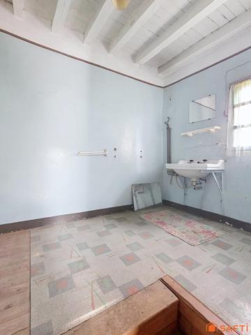 Grande maison de caractère ou deux logements avec dépendances à réinventer selon vos envies