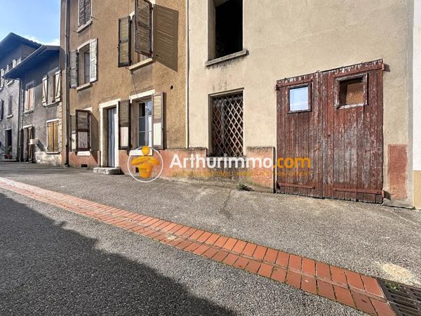 Vente Maison 7 pièces 180 m2 à Saint-Étienne-de-Saint-Geoirs