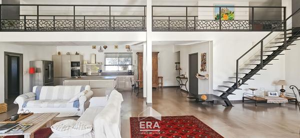 BLANQUEFORT - Maison 190m² plain-pied - grande parcelle - piscine - calme -