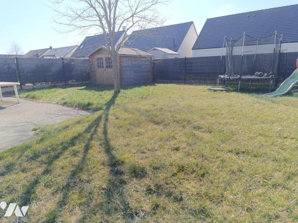 MAISON-3 CHAMBRES-JARDIN-GARAGE