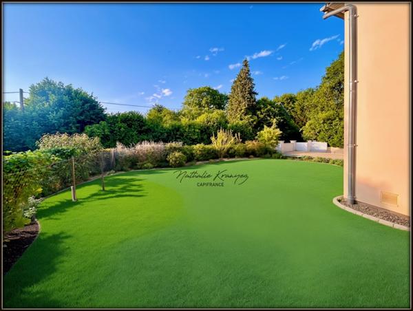 Proche de RETHEL (08) Maison contemporaine de 2009 avec 1491m² de terrain, sous-sol total