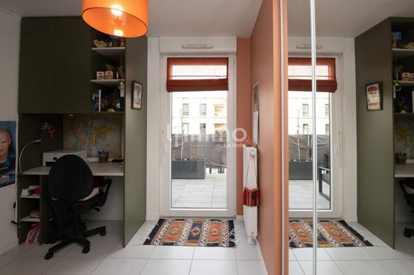 Bel attique 5 p. 98 m² avec terrasse 58 m² et deux parkings