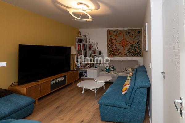 Bel attique 5 p. 98 m² avec terrasse 58 m² et deux parkings