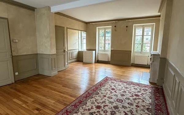 Maison à vendre    7 pièces •  Nevers