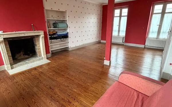 Maison à vendre    7 pièces •  Nevers