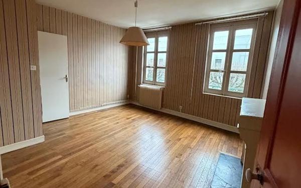 Maison à vendre    7 pièces •  Nevers