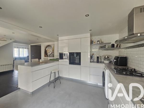 Maison à vendre 7 pièces 145,86 m² Draveil