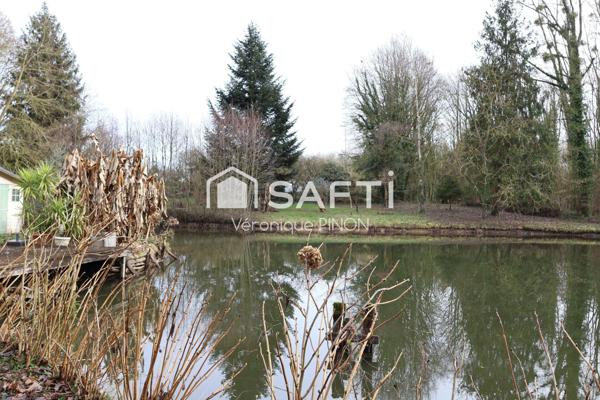 Bel étang à Château-Gontier-sur-Mayenne