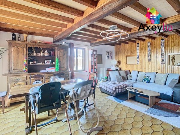 Saint-Just-la-Pendue (42540) A VENDRE- SAINT- JUST- LA- PENDUE- MAISON FAMILIALE AVEC TERRAIN DE 1452 M2