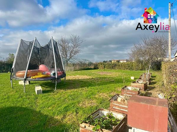 Saint-Just-la-Pendue (42540) A VENDRE- SAINT- JUST- LA- PENDUE- MAISON FAMILIALE AVEC TERRAIN DE 1452 M2