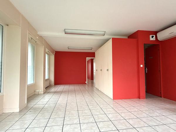 Bureaux 4 pièces 124 m2