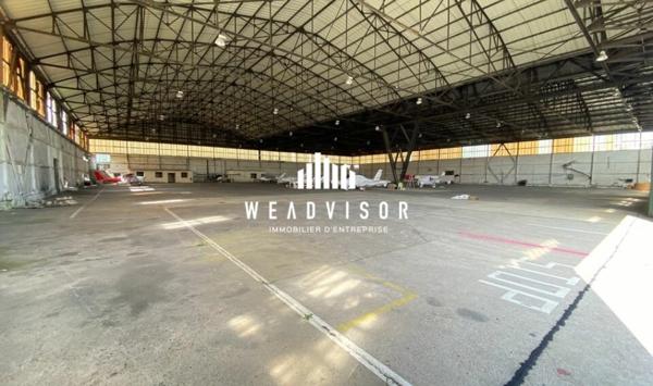 À LOUER  Ensemble : Entrepôts / Hangars / Bureaux de 193 m² à 4594 m²  TOURS NORD