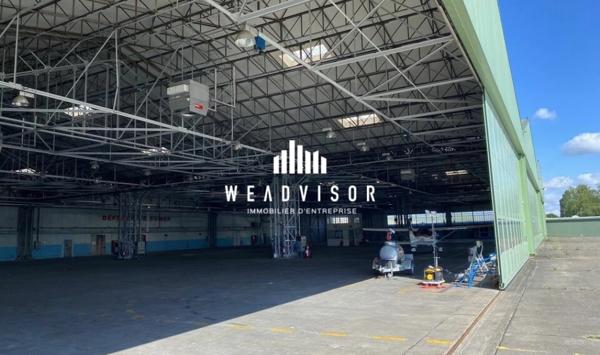 À LOUER  Ensemble : Entrepôts / Hangars / Bureaux de 193 m² à 4594 m²  TOURS NORD