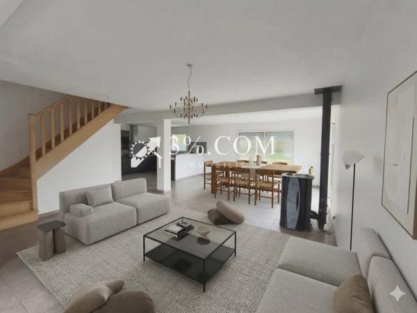 Maison
                                                                                                                                                                                                                                                                                                                        4 pièce(s)                                                                                                                                                                                                          3 chambre(s)                                                                                                                                                                                                          103  m²