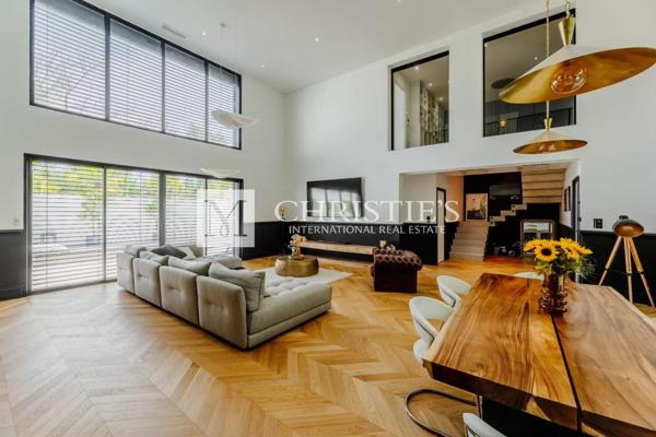 Bouliac – Villa contemporaine aux lignes épurées – Vue dominante et sérénité