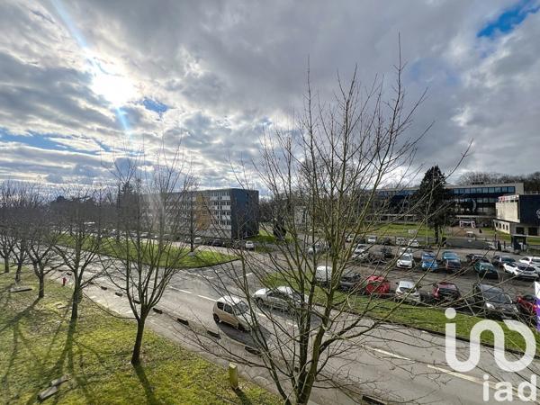 Appartement 4 pièces de 69 m² à Mont-Saint-Aignan (76130)