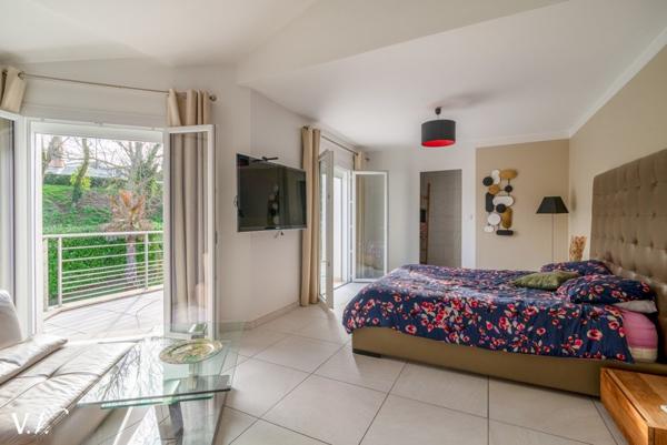 Maison à vendre 738 000 € Ramonville-Saint-Agne 8 p 221 m² DPE A