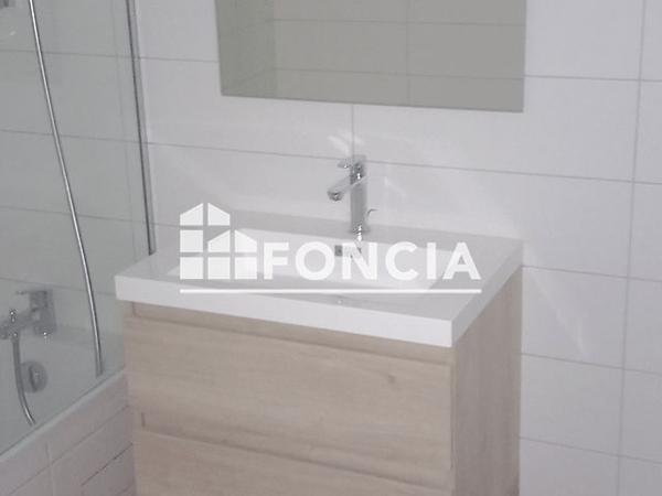 Location Appartement 4 pièces 66.01 m² - 23 RUE DE L'HOPITAL Tournon Sur Rhone 07300