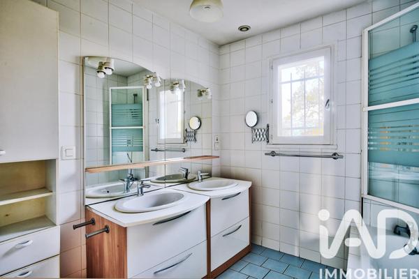 Maison à vendre 5 pièces 141 m² Genas