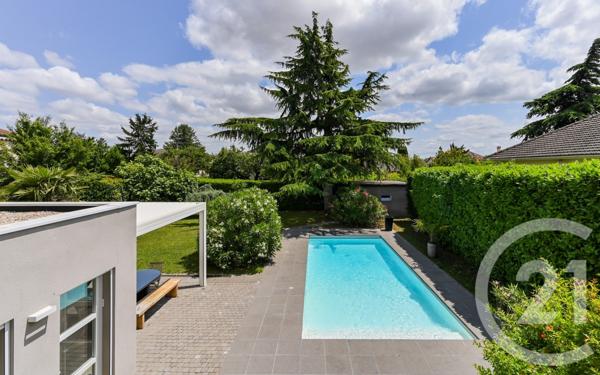 Maison à vendre  7 pièces - 220 m2 CORBAS - 69