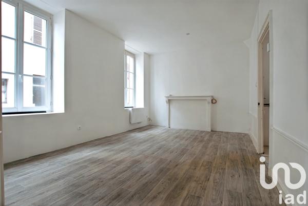 Immeuble à vendre 93 m² Bléneau