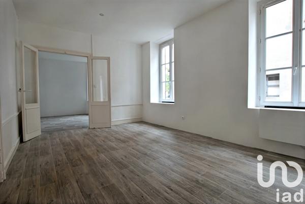 Immeuble à vendre 93 m² Bléneau