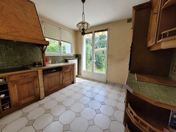 Belle maison de plain pied à LIMAY de 3ch sur un sous-sol total et terrain de 900m²