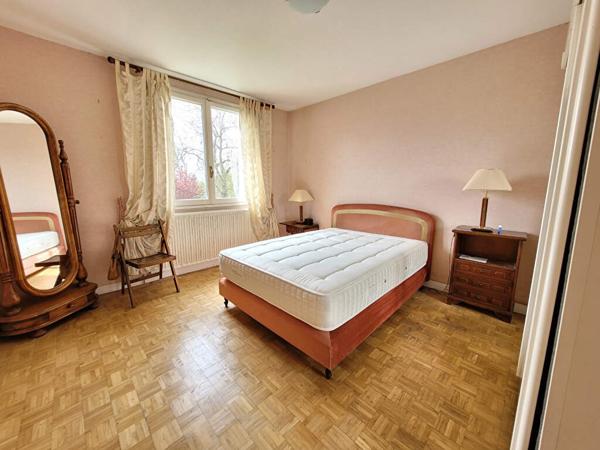 Belle maison de plain pied à LIMAY de 3ch sur un sous-sol total et terrain de 900m²