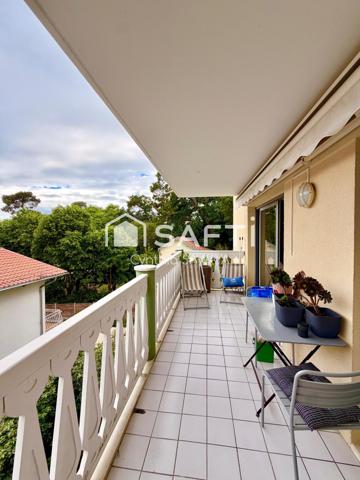 Appartement exceptionnel avec 2 places de parking extérieures et 2 celliers, avec vue sur Lycée Saint-Elme