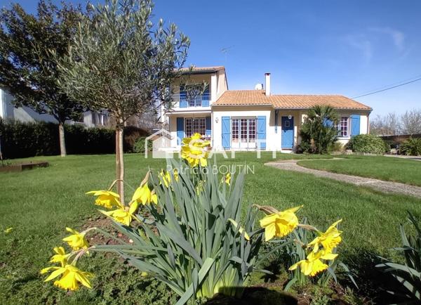 PAVILLON 3 CHAMBRES, BUREAU ET DOUBLE GARAGE + PISCINE A MAGNE !
