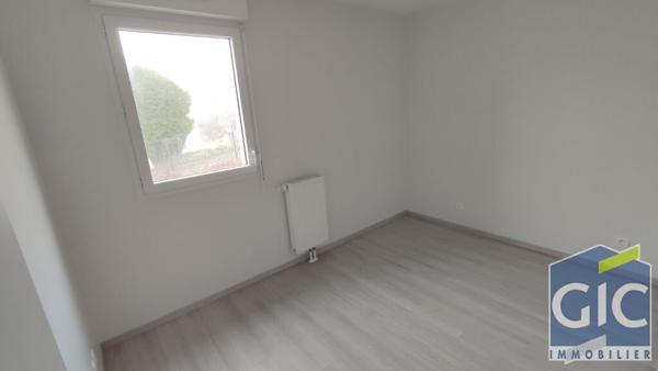 A LOUER F3 AVEC TERRASSE CARPIQUET RESIDENCE RECENTE