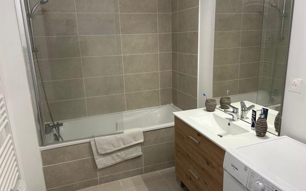 Appartement à vendre    2 pièces • 43,69 m2 Garons