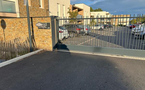 Appartement à vendre    2 pièces • 43,69 m2 Garons