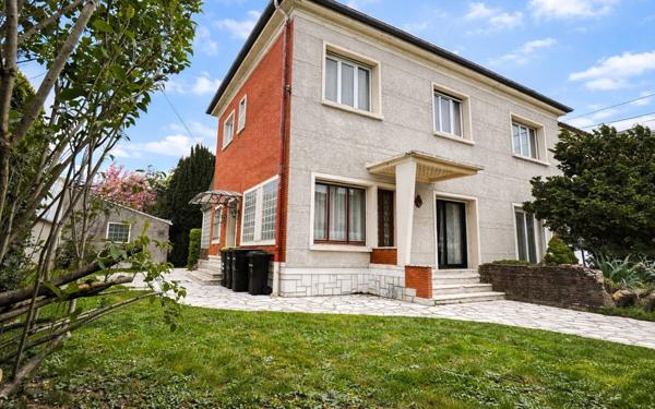 Maison à vendre    6 pièces •  Ormesson-sur-Marne